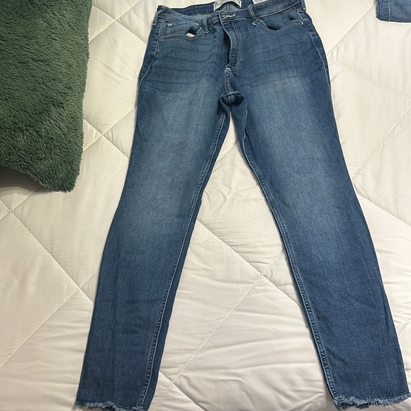 Hollister super skinny jeans - Picture 6 of 8